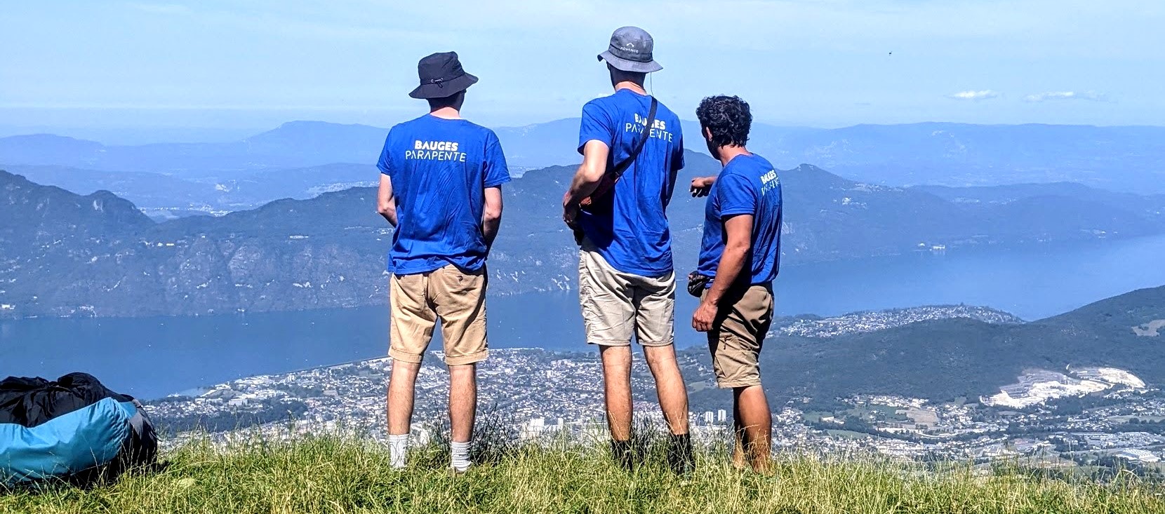 école bauges parapente savoie équipe